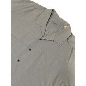 Tommy Bahama Short‎ Sleeve Buttonup, Light Blue, XXL, 100% Silk, 890-Y